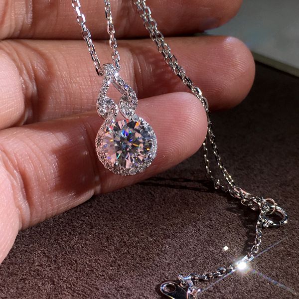 luxury female crystal round pendants necklaces silver color vintage wedding jewelry cute chain necklaces for women
luxury female crystal round pendants necklaces silver color vintage wedding jewelry cute chain necklaces for women