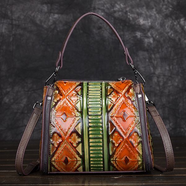 johnature 2020 new genuine leather shoulder bags vintage handmade embossing women bag leisure cowhide shoulder messenger bags
johnature 2020 new genuine leather shoulder bags vintage handmade embossing women bag leisure cowhide shoulder messenger bags