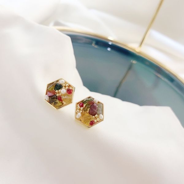 dmed042059 pearl earrings silver 925 jewelry hexagon design 2-3mm pearl studs earrings for women gift, Golden;silver
dmed042059 pearl earrings silver 925 jewelry hexagon design 2-3mm pearl studs earrings for women gift, Golden;silver