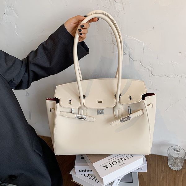 high-end women's bag 2020 new trendy large-capacity handbag shoulder bag fashionable atmosphere retro
high-end women's bag 2020 new trendy large-capacity handbag shoulder bag fashionable atmosphere retro