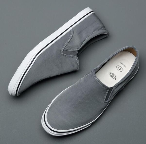 2020 new fashion spring summer men shoes simple lightweight casual shoes trend man loafers, Black
2020 new fashion spring summer men shoes simple lightweight casual shoes trend man loafers, Black