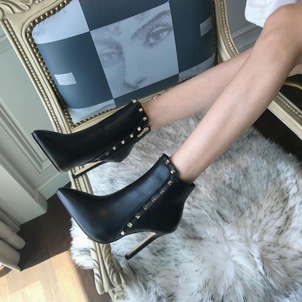 rivets zipper white ankle boots pointe shoes booties woman 2020 high heels boots-women low pointy stiletto rubber pu solid, Black
rivets zipper white ankle boots pointe shoes booties woman 2020 high heels boots-women low pointy stiletto rubber pu solid, Black