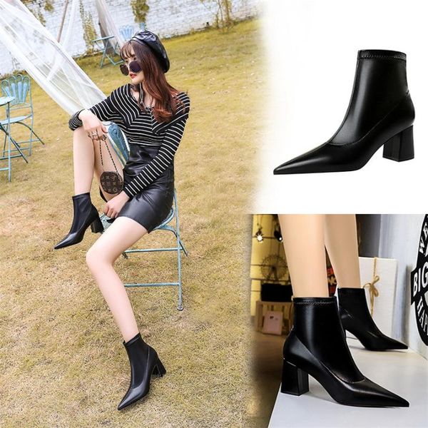 boots 2021 autumn vintage wooden block heel women's ankle slip on pointed toe woman high heels flock party office shoe black 40
boots 2021 autumn vintage wooden block heel women's ankle slip on pointed toe woman high heels flock party office shoe black 40