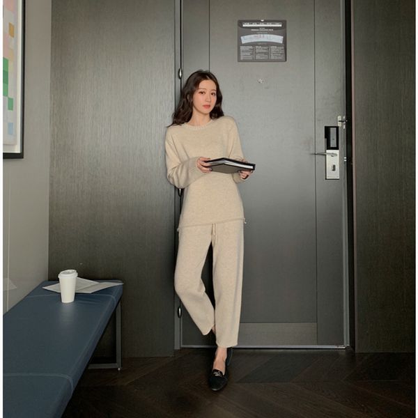 women sweater two piece knitted sets slim tracksuit spring autumn fashion sweatshirts sporting suit female, Gray
women sweater two piece knitted sets slim tracksuit spring autumn fashion sweatshirts sporting suit female, Gray
