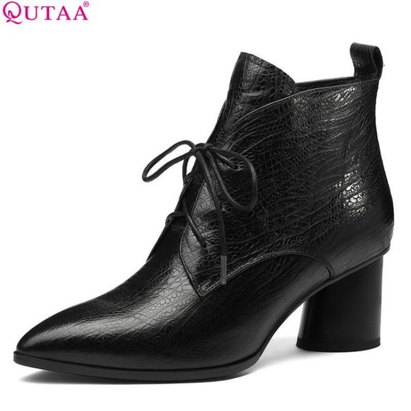 qutaa 2020 women ankle boots platform zipper fashion sheep skin all match winter boos women shoes boots big size 34-42, Black
qutaa 2020 women ankle boots platform zipper fashion sheep skin all match winter boos women shoes boots big size 34-42, Black