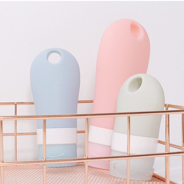 silicone reusable portable mini size alcohol bottle small size travel hand sanitizer bottle with holder hook keychain
silicone reusable portable mini size alcohol bottle small size travel hand sanitizer bottle with holder hook keychain