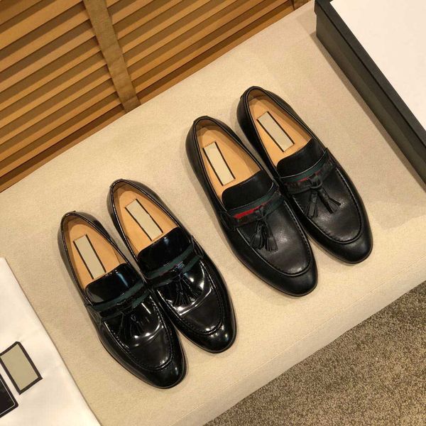 2020 new men low casual shoes healthy sneakers comfortable water dyed inner lining of cow hide imported from italy, Black
2020 new men low casual shoes healthy sneakers comfortable water dyed inner lining of cow hide imported from italy, Black