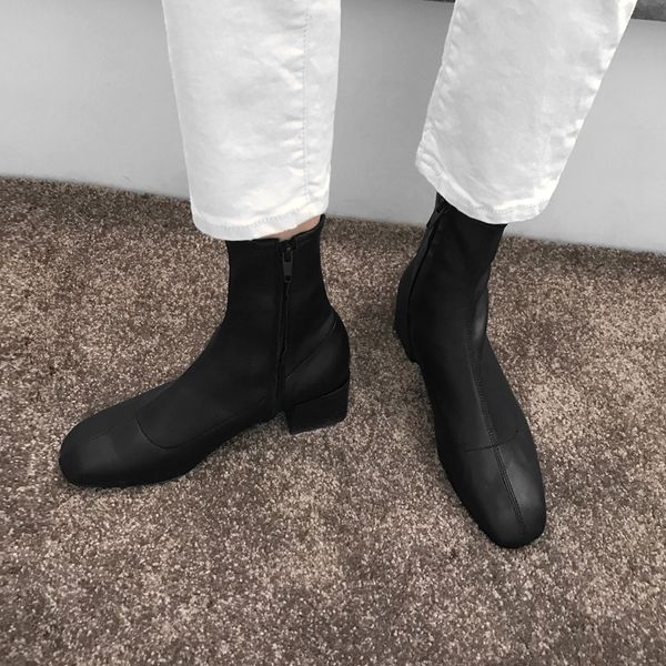 2020 winter black leather / suede fashion boots round toe thick heel ladies boots size 33-42
2020 winter black leather / suede fashion boots round toe thick heel ladies boots size 33-42