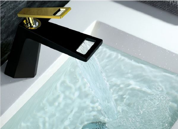 2020 new metal paint waterfall water basin tap luxury high grade european style faucet copper faucet
2020 new metal paint waterfall water basin tap luxury high grade european style faucet copper faucet
