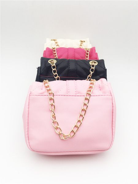 2021 New Kids Handbags Fashion Girls Chain Coin Purses Classic Letter Mini Shoulder Bags Children Christmas Gift DHL FREE, Black
2021 New Kids Handbags Fashion Girls Chain Coin Purses Classic Letter Mini Shoulder Bags Children Christmas Gift DHL FREE, Black