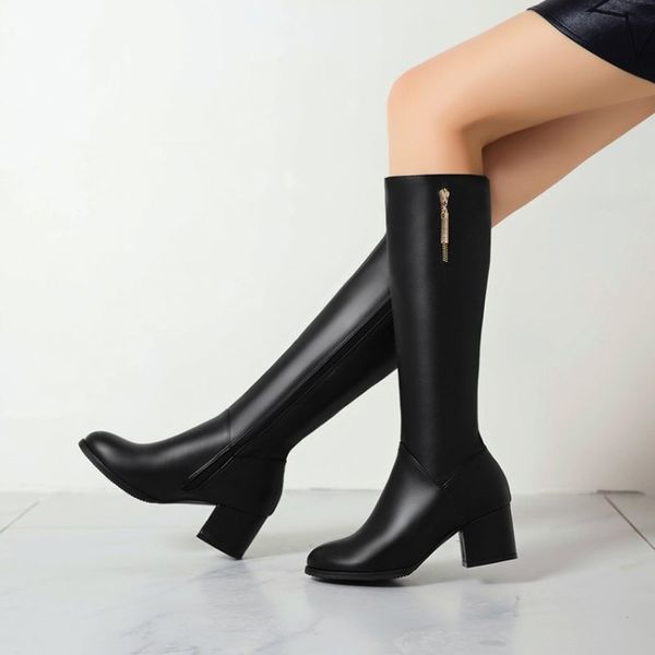 pu flock short plush footwear high heels female boots knee high women boots round toe zipper shoes women 2021 black plus size 43
pu flock short plush footwear high heels female boots knee high women boots round toe zipper shoes women 2021 black plus size 43