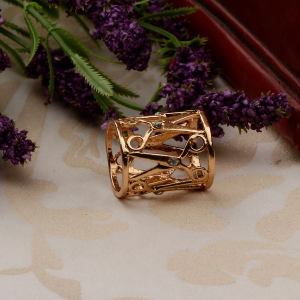 rhinestone hollow out tube scissor shape scarf shawl fasten holder ring, Gray
rhinestone hollow out tube scissor shape scarf shawl fasten holder ring, Gray