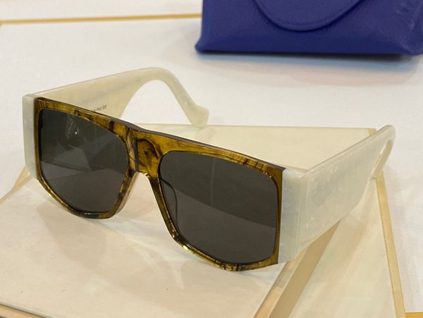 40026 ladies fashion sunglasses trendy style anti-uv wild goggles with box, White;black
40026 ladies fashion sunglasses trendy style anti-uv wild goggles with box, White;black