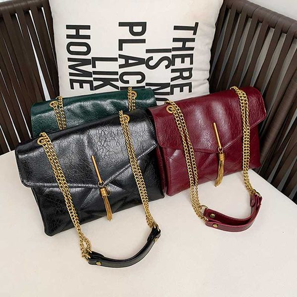 brand designer oil leather ladies crossbody shoulder bag diamond chain soft pu leather fashion ladies handbags
brand designer oil leather ladies crossbody shoulder bag diamond chain soft pu leather fashion ladies handbags