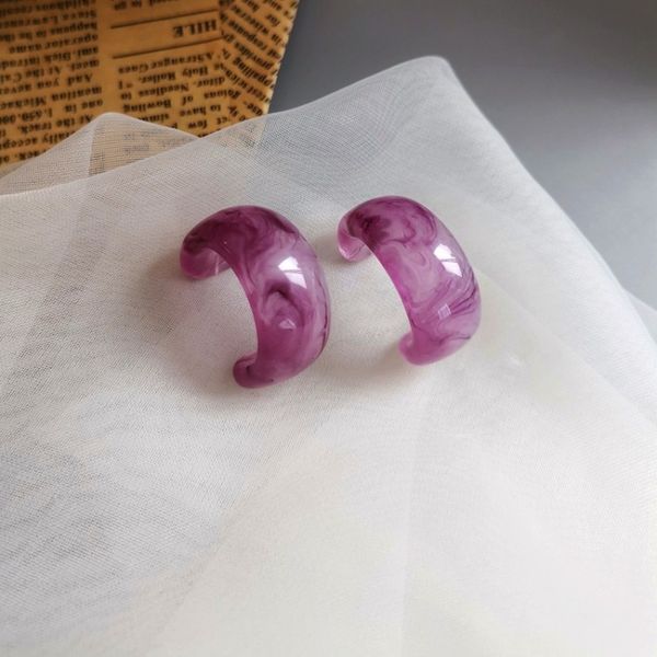 cute purple color resin c shape earrings for women girl jelly color clear arcylic circle geometric hoop earrings party brincos, Golden;silver
cute purple color resin c shape earrings for women girl jelly color clear arcylic circle geometric hoop earrings party brincos, Golden;silver