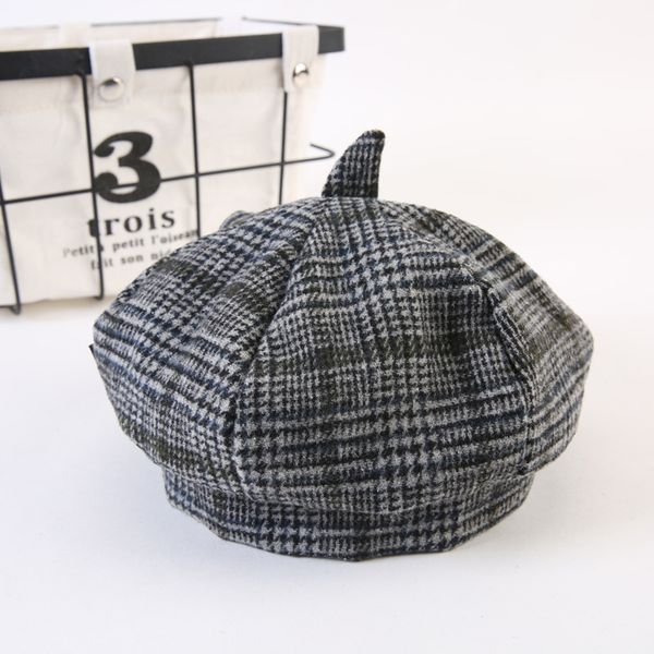 berets wholesale classic check beret hat female autumn and winter knitted warm british painter pumpkin, Blue;gray
berets wholesale classic check beret hat female autumn and winter knitted warm british painter pumpkin, Blue;gray