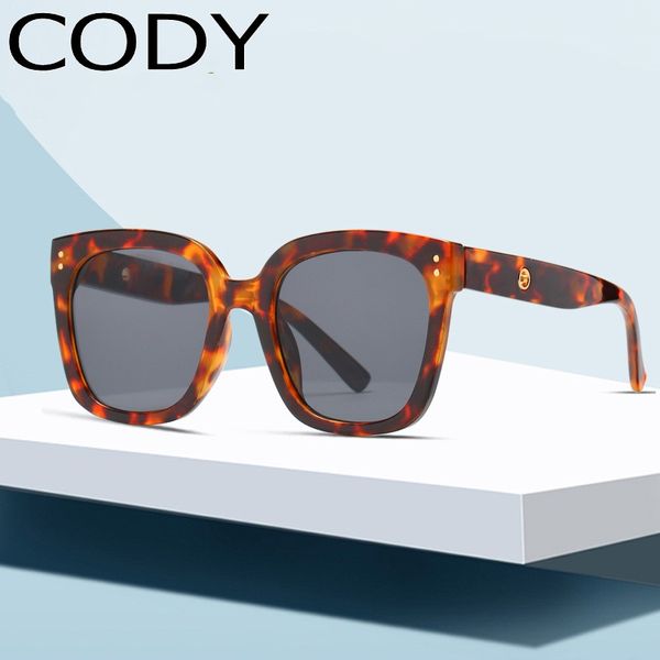 sunglasses q6294 vintage women design gradient black lens female sun glasses uv400 shades for men, White;black
sunglasses q6294 vintage women design gradient black lens female sun glasses uv400 shades for men, White;black