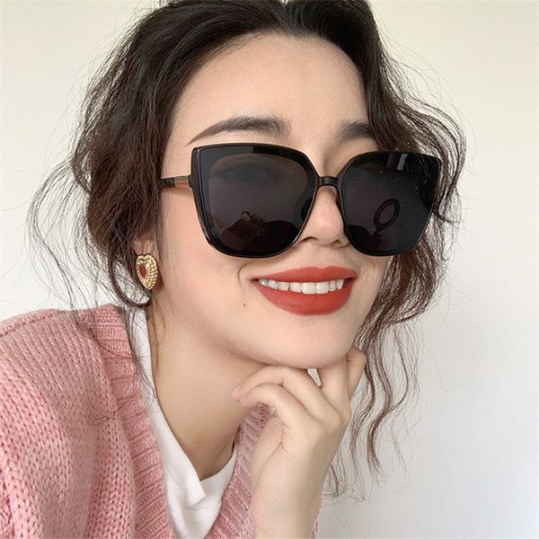 fashion classic oversized cat eye sunglasses women designer retro mens quare gradient mirror sun glasses luxury oculos, White;black
fashion classic oversized cat eye sunglasses women designer retro mens quare gradient mirror sun glasses luxury oculos, White;black