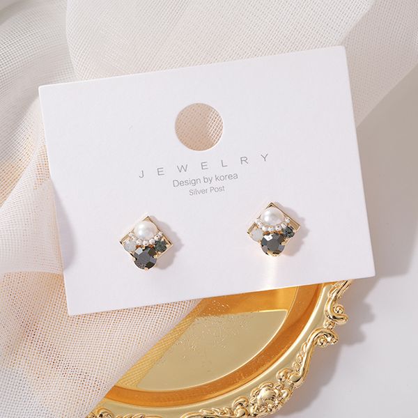 stud small and simple set with simulated pearl rhinestone square earrings for girl boucle d'oreille accessories, Golden;silver
stud small and simple set with simulated pearl rhinestone square earrings for girl boucle d'oreille accessories, Golden;silver