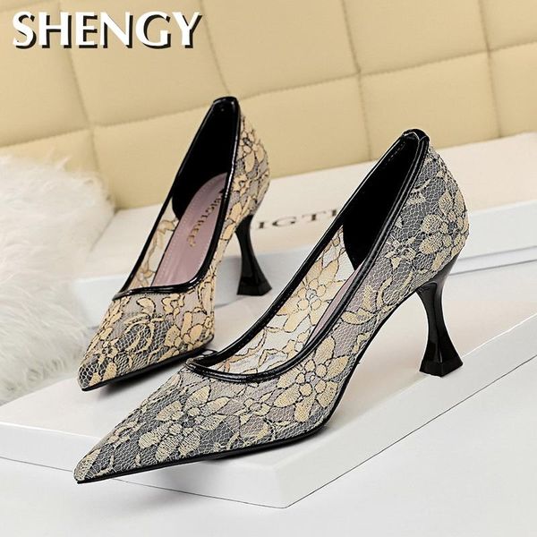 2020 обувь женские насосы мода свадьба женская обувь высокие каблуки lace sexy party остроконечные toe стилет основной насос, Black
2020 обувь женские насосы мода свадьба женская обувь высокие каблуки lace sexy party остроконечные toe стилет основной насос, Black