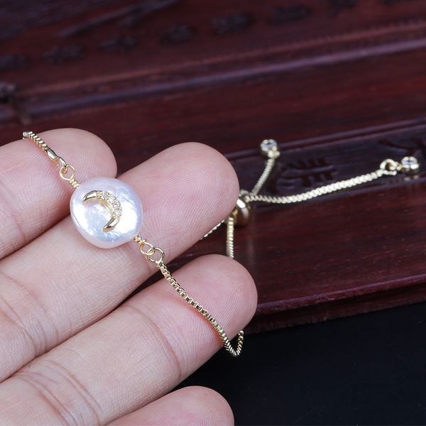 charm bracelets tiny gold multi cz crystal paved moon crescent natural freshwater pearl bead connector link dainty bracelet for women, Golden;silver
charm bracelets tiny gold multi cz crystal paved moon crescent natural freshwater pearl bead connector link dainty bracelet for women, Golden;silver
