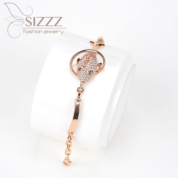 2020 new europe and america full of crystal wild gold exaggeration bracelet&bangles for women, Golden;silver
2020 new europe and america full of crystal wild gold exaggeration bracelet&bangles for women, Golden;silver