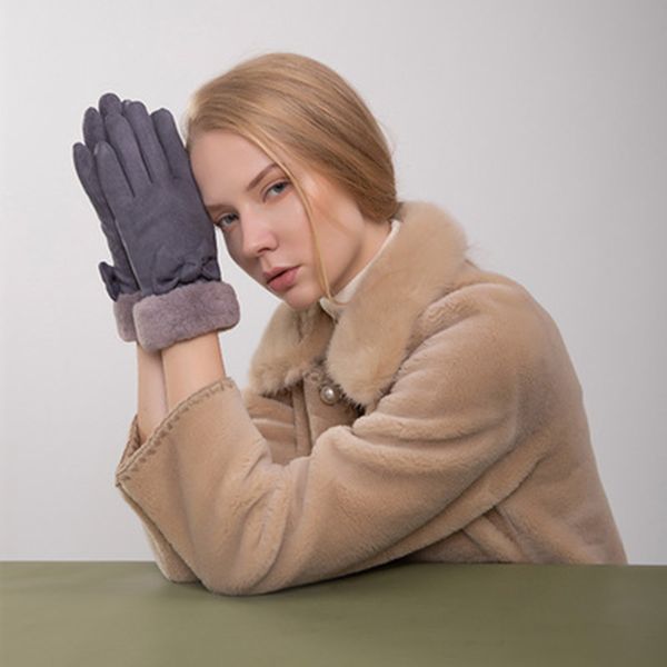 women' touch gloves winter touch screen plus velvet suede leather hair gloves riding car thickening warm mittens e42, Blue;gray
women' touch gloves winter touch screen plus velvet suede leather hair gloves riding car thickening warm mittens e42, Blue;gray
