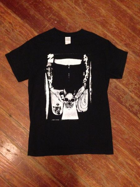 screen printed shirt of tattooed woman with horned skull men t shirt