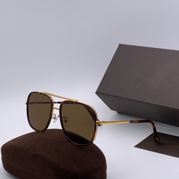 new 0693 sunglasses for women fashion design popular retro style uv400 protection lens frame come with package, White;black
new 0693 sunglasses for women fashion design popular retro style uv400 protection lens frame come with package, White;black