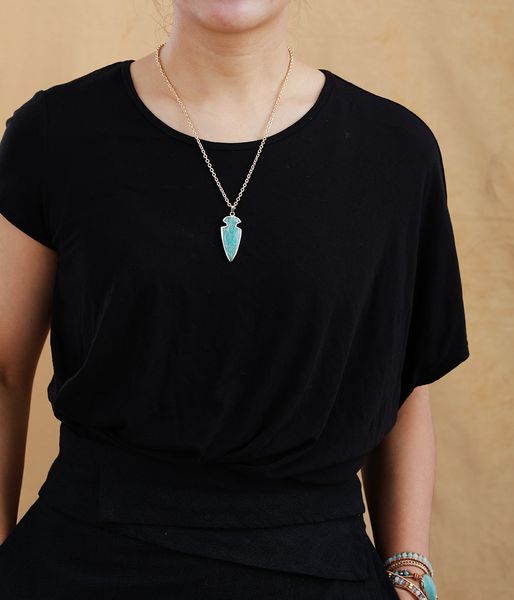 arrowhead pendant necklace amazonite gold tone chain charm necklace unique stone jewelry women femme homme bijoux
arrowhead pendant necklace amazonite gold tone chain charm necklace unique stone jewelry women femme homme bijoux
