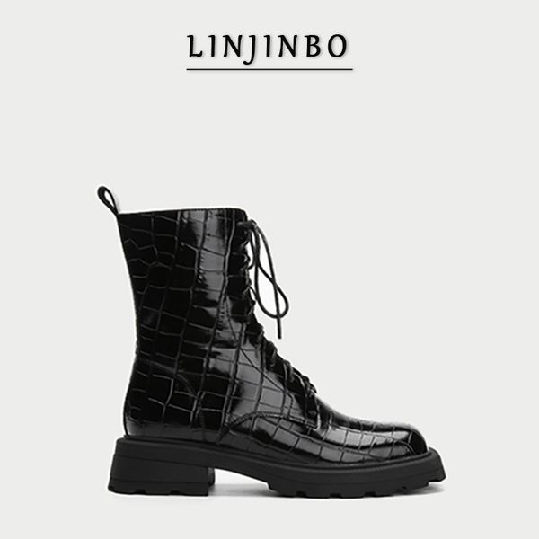 black stone pattern boots women square toe chunky platform ankle boots women british style motorcycle shoes for 2020
black stone pattern boots women square toe chunky platform ankle boots women british style motorcycle shoes for 2020