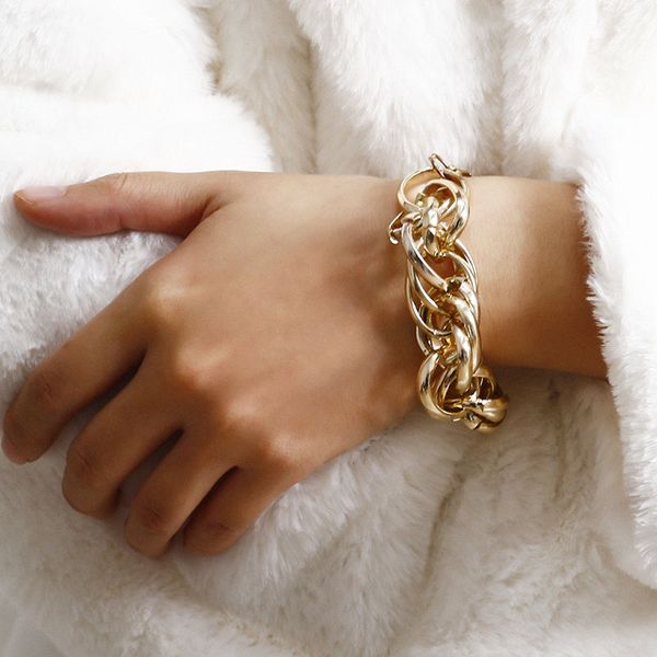 charm bracelets punk twisted aluminum thick chain for women exaggerated vintage geometric bracelet ladies fashion jewelry gift xr2816, Golden;silver
charm bracelets punk twisted aluminum thick chain for women exaggerated vintage geometric bracelet ladies fashion jewelry gift xr2816, Golden;silver