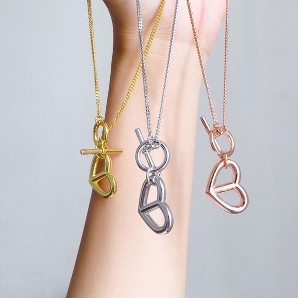 fashion luxury heart geometry pendant necklace for women rose gold silver color chain fine designer jewelry high quality
fashion luxury heart geometry pendant necklace for women rose gold silver color chain fine designer jewelry high quality
