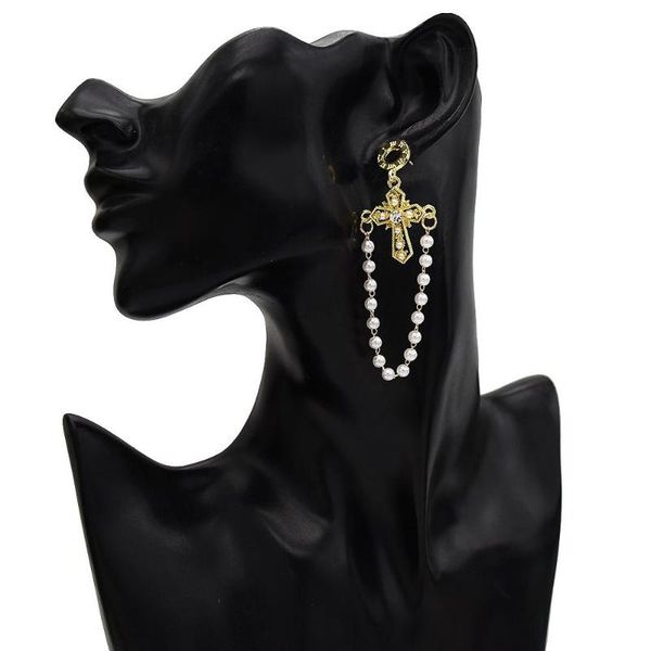 2020 элегантная мода золото pearl rhinestone крест кисточкой кулон серьги стержня для женщин свадеб вспомогательное оборудование ювелирных и, Silver
2020 элегантная мода золото pearl rhinestone крест кисточкой кулон серьги стержня для женщин свадеб вспомогательное оборудование ювелирных и, Silver