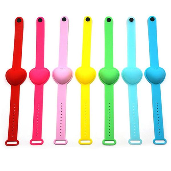 10ml heart shaped silicone wrist bracelet hand sanitizer wristband dispensing portable wearable soap sanitizer strap ring bangle lx3270
10ml heart shaped silicone wrist bracelet hand sanitizer wristband dispensing portable wearable soap sanitizer strap ring bangle lx3270