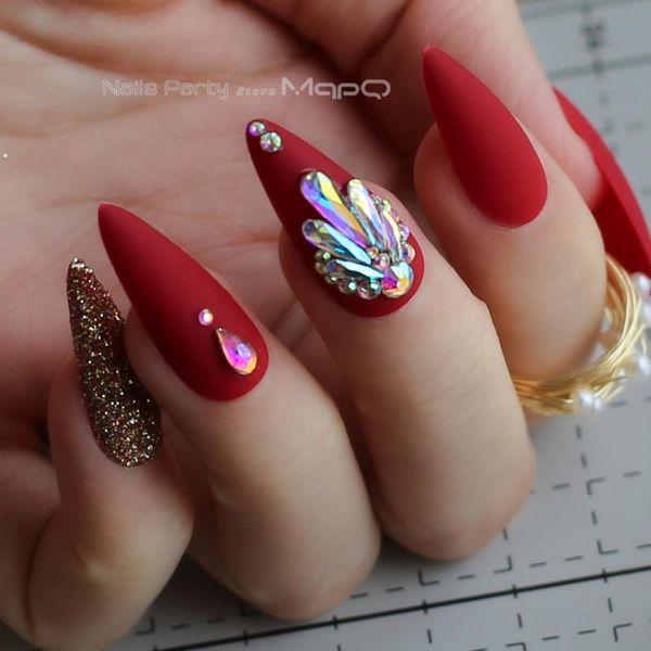 false nails long stiletto red fake crystal golden glitter full set custom salon press on box 24pcs, Red;gold
false nails long stiletto red fake crystal golden glitter full set custom salon press on box 24pcs, Red;gold
