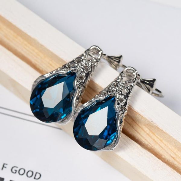 bride drop earrings for women dark blue teardrop rhinestone large dangle earrings 2020 fashion vintage style wedding jewelry, Silver
bride drop earrings for women dark blue teardrop rhinestone large dangle earrings 2020 fashion vintage style wedding jewelry, Silver