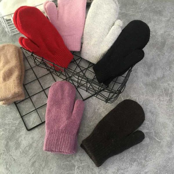 горячая продажа 2020 мода женщин зимние перчатки pure color fur варежки мягкие теплые цвета конфеты женские перчатки красный для женщин, Blue;gray
горячая продажа 2020 мода женщин зимние перчатки pure color fur варежки мягкие теплые цвета конфеты женские перчатки красный для женщин, Blue;gray