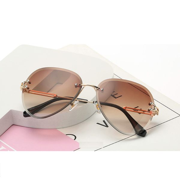 sunglasses zuczug retro oval metal frame women brand rimless gradient sun glasses female big shades eyewear uv400, White;black
sunglasses zuczug retro oval metal frame women brand rimless gradient sun glasses female big shades eyewear uv400, White;black