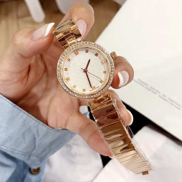wholesale price new nice women watch clock d luxury lady quartz wristwatch special design dropshipping woman quartz watch, Slivery;brown
wholesale price new nice women watch clock d luxury lady quartz wristwatch special design dropshipping woman quartz watch, Slivery;brown