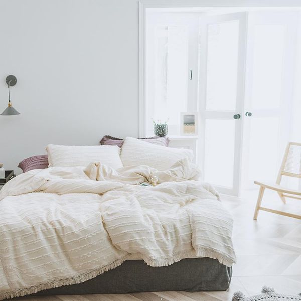 43 100% cotton tassel cream color korean bedding set luxury king size duvet cover bed sheet fitted sheet set parure de lit
43 100% cotton tassel cream color korean bedding set luxury king size duvet cover bed sheet fitted sheet set parure de lit