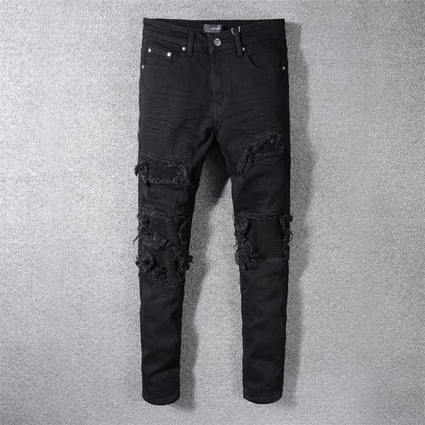 2020 High quality Mens jeans #569 Distressed Motorcycle biker jeans Slim Ripped hole stripe Famous Brand Denim pants Hip Hop jeans
2020 High quality Mens jeans #569 Distressed Motorcycle biker jeans Slim Ripped hole stripe Famous Brand Denim pants Hip Hop jeans