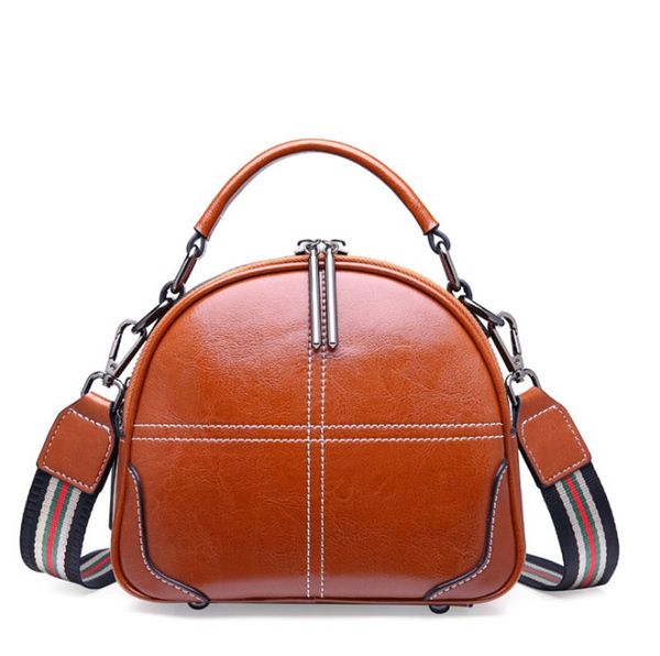 casual designer leather handbags new 2020 fashion handbags trendy korean version of the wild broadband messenger bag women's single sho
casual designer leather handbags new 2020 fashion handbags trendy korean version of the wild broadband messenger bag women's single sho