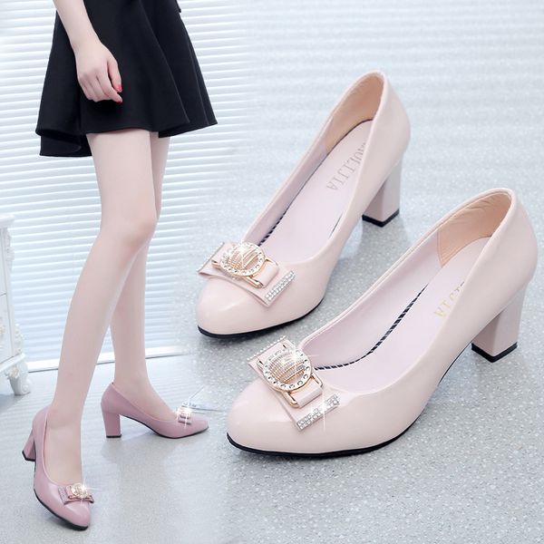 dress shoes 2021 spring and autumn thick heel women's wild round head professional high-heeled bowknot scoop, Black
dress shoes 2021 spring and autumn thick heel women's wild round head professional high-heeled bowknot scoop, Black