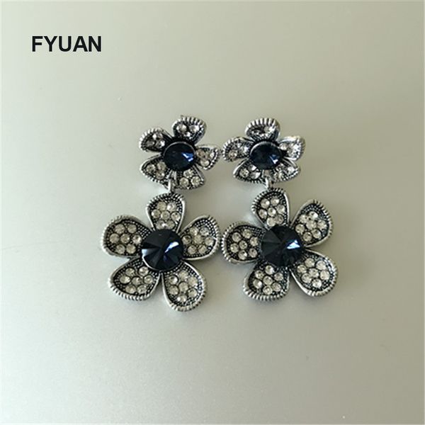 dangle & chandelier design vintage flower crystal earrings shining natural stone drop for women, Silver
dangle & chandelier design vintage flower crystal earrings shining natural stone drop for women, Silver