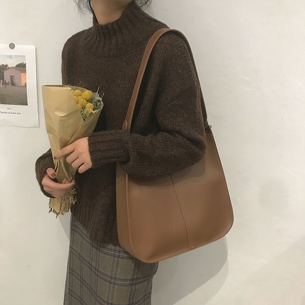 luxurys designers bags korean ins large capacity female 2020 new style fashion bucket bag design shoulder bag
luxurys designers bags korean ins large capacity female 2020 new style fashion bucket bag design shoulder bag