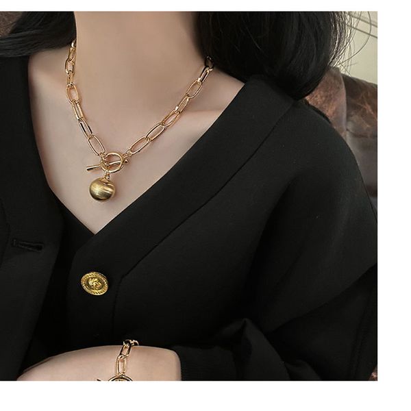 chokers rongho brand brush metal round ball pendant necklace for women gothic jewelry big chain necklaces punk gold choker, Golden;silver
chokers rongho brand brush metal round ball pendant necklace for women gothic jewelry big chain necklaces punk gold choker, Golden;silver