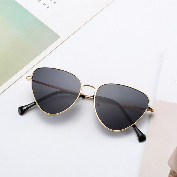 sunglasses arrival 2021 fashion women vintage metal eyeglasses men classic uv400, White;black
sunglasses arrival 2021 fashion women vintage metal eyeglasses men classic uv400, White;black