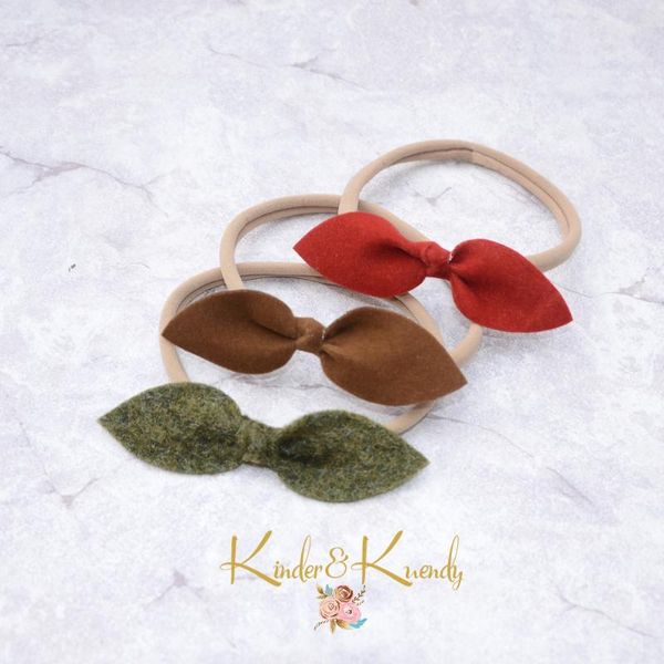 2020 christmas cute wool bow wool sweet headband for baby girls adorable baby girl party hair accessory newborn girls hairband, Slivery;white
2020 christmas cute wool bow wool sweet headband for baby girls adorable baby girl party hair accessory newborn girls hairband, Slivery;white