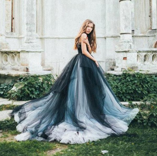 2021 vintage navy black and white wedding dresses bridal gowns with trains off shoulder v neck gothic long country boho appliques lace tulle
2021 vintage navy black and white wedding dresses bridal gowns with trains off shoulder v neck gothic long country boho appliques lace tulle